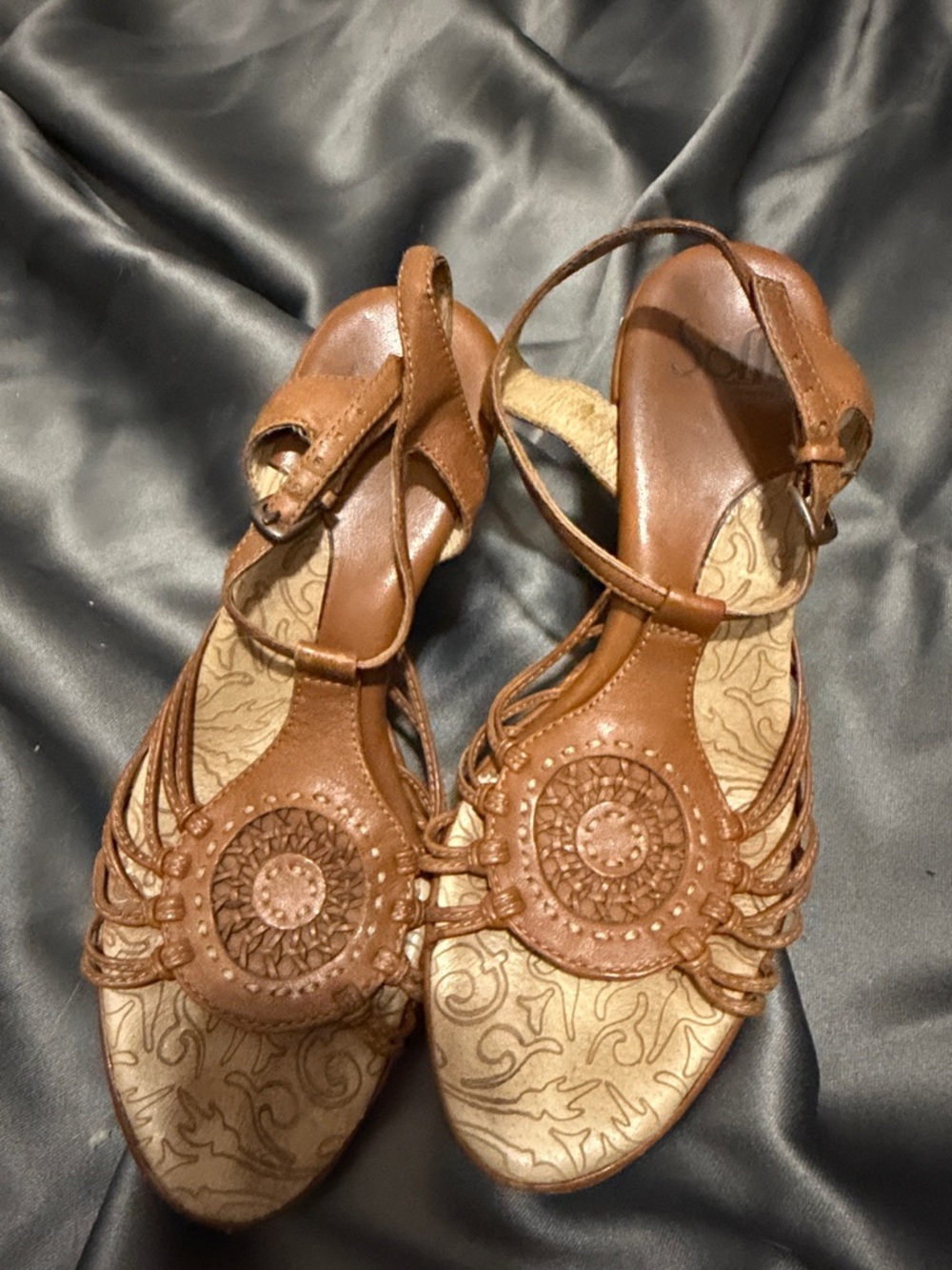 Sofft Tan Leather Strappy Medallion Sandals